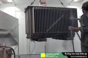Buồng phun sơn bán tự động máy biến áp sử dụng cyclone thu hồi hiện đại