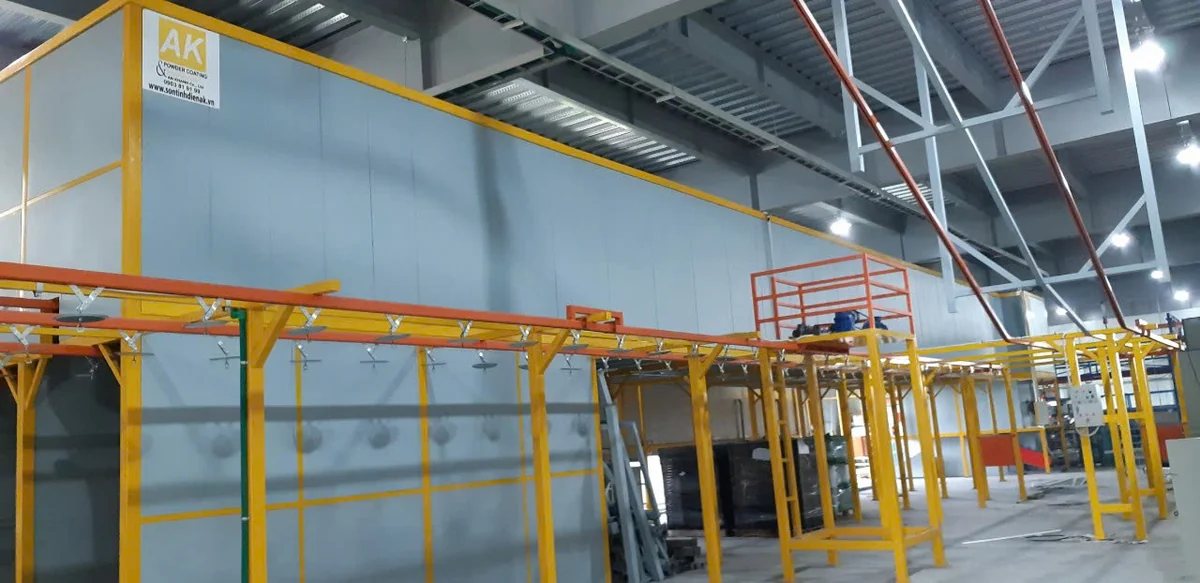 Khoang lò sấy vách panel cách nhiệt trên dây chuyền xích tải tại SUNHOUSE